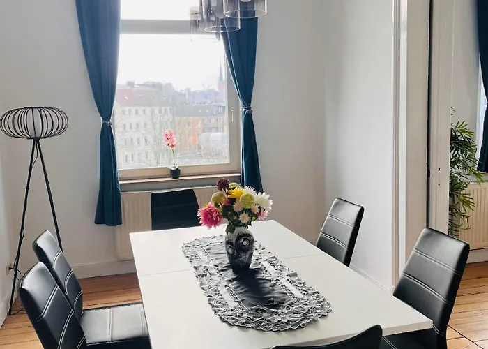 Beatles Platz Reeperbahn Ecke Grosse Freiheit Appartement *